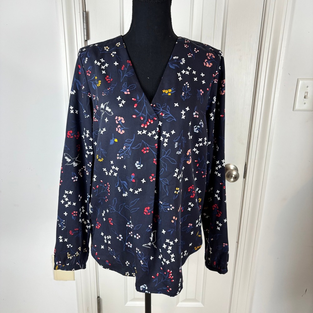ARMEDANGELS Felicitas Navy Blue Floral Bird Print Tencel Blouse V-Neck Size M